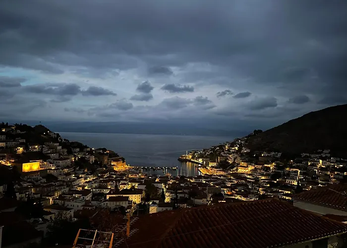 The Home Overlooking The Harbor