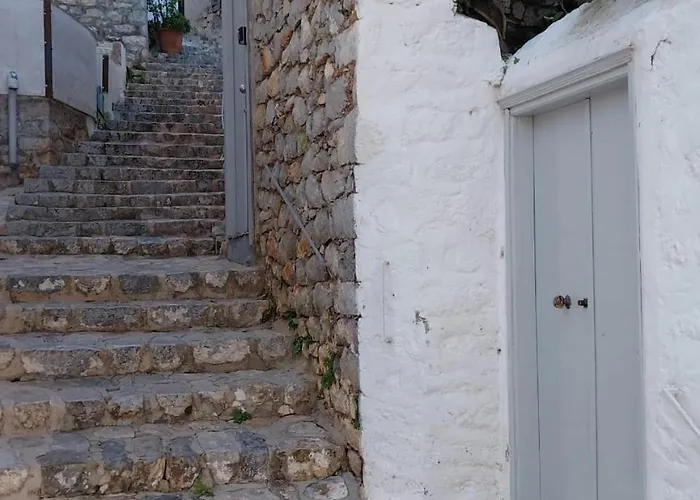 In The Heart Of Hydra